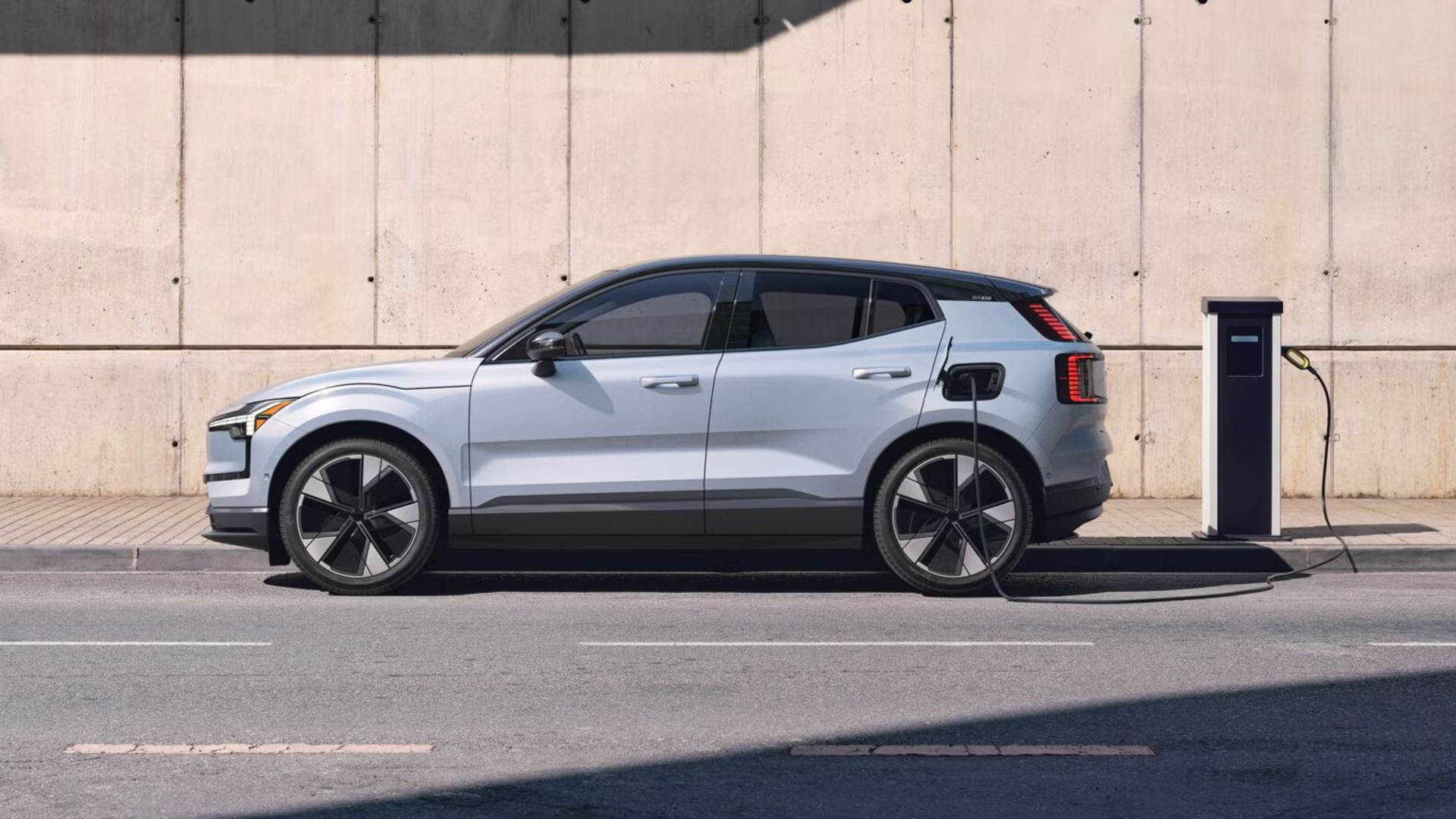 Volvo EX30 charging electric